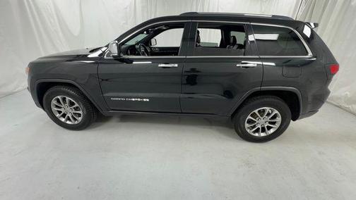 Brilliant Black Crystal Pearlcoat 2015 Jeep Grand Cherokee Limited