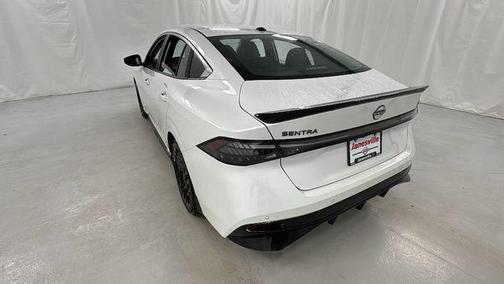 Aspen White Tricoat 2026 Nissan Sentra SR