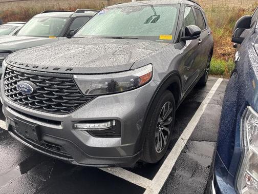 2022 Ford Explorer ST-Line