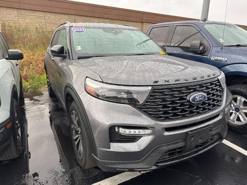 2022 Ford Explorer ST-Line