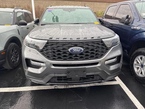 2022 Ford Explorer ST-Line