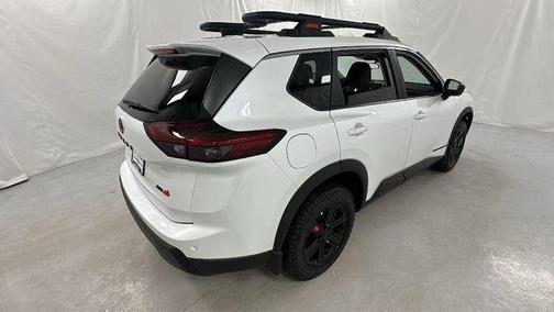 Everest White Pearl Tricoat 2026 Nissan Rogue Rock Creek
