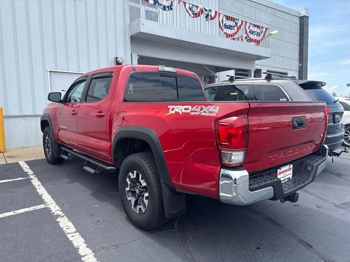 Barcelona Red Metallic 2017 Toyota Tacoma TRD Off Road