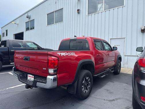 Barcelona Red Metallic 2017 Toyota Tacoma TRD Off Road