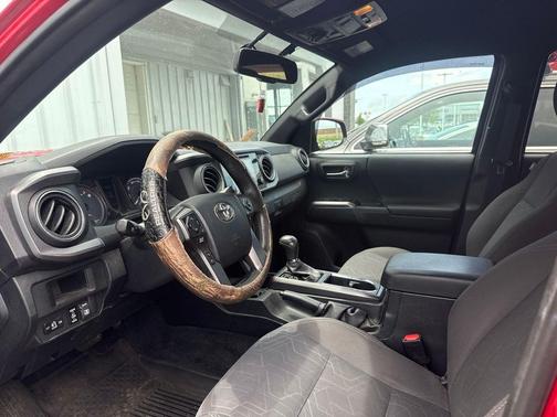 Barcelona Red Metallic 2017 Toyota Tacoma TRD Off Road