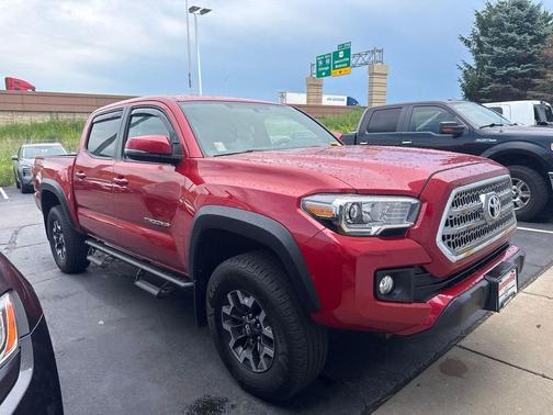 Barcelona Red Metallic 2017 Toyota Tacoma TRD Off Road