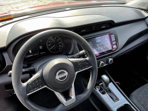 Scarlet Ember Tintcoat 2023 Nissan Kicks SV