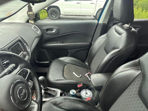 Laser Blue Pearlcoat 2018 Jeep Compass Latitude