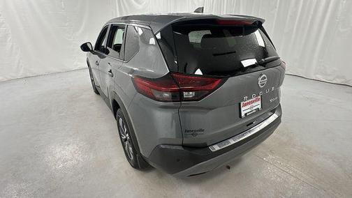 Gun Metallic 2021 Nissan Rogue SV