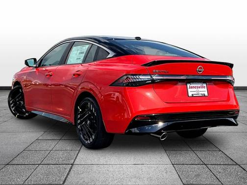 Energetic Ember/Super Black 2027 Nissan Sentra SR
