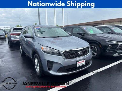 Everlasting Silver 2020 Kia Sorento LX
