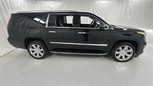 2019 Cadillac Escalade ESV Luxury