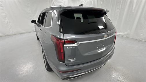 2022 Cadillac XT6 Premium Luxury AWD