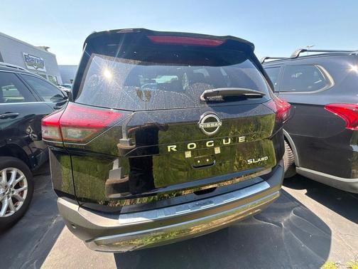 Super Black 2023 Nissan Rogue SL