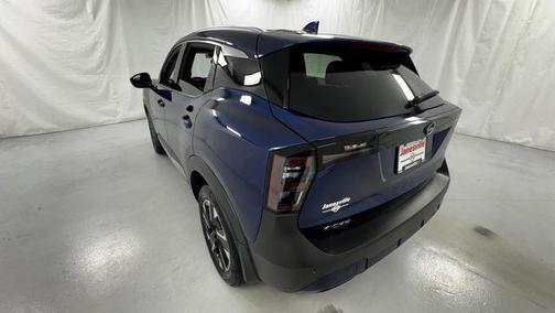 Deep Blue Pearl 2025 Nissan Kicks SR