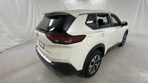 Pearl White Tricoat 2023 Nissan Rogue SV
