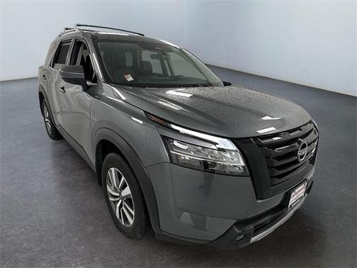 2024 Nissan Pathfinder SL 4WD
