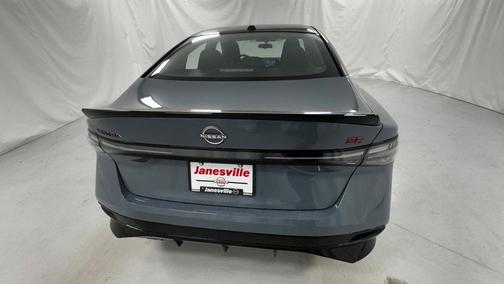 Atlantic Gray Metallic/Super Black 2026 Nissan Sentra SR