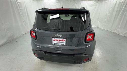 Graphite Gray 2023 Jeep Renegade Latitude