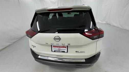 Pearl White Tricoat 2023 Nissan Rogue SL