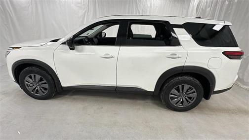 2026 Nissan Pathfinder S