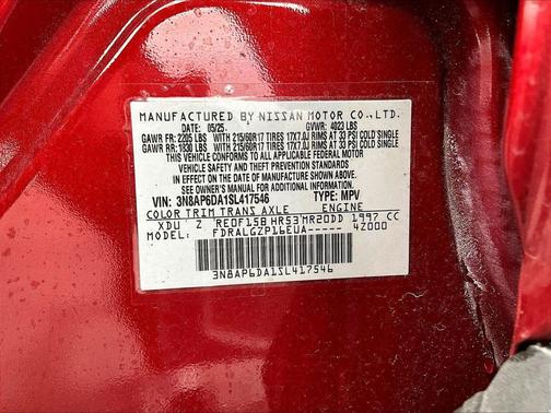 Scarlet Ember Tintcoat/Super Black 2025 Nissan Kicks SR