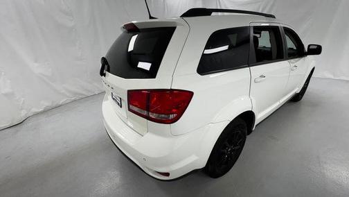 Vice White 2019 Dodge Journey SE