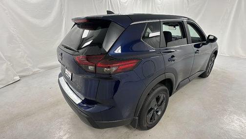 Deep Ocean Blue Pearl 2026 Nissan Rogue SV