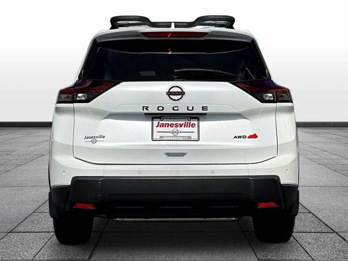 Everest White Pearl 2025 Nissan Rogue Rock Creek