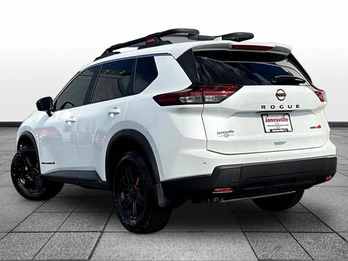 Everest White Pearl 2025 Nissan Rogue Rock Creek