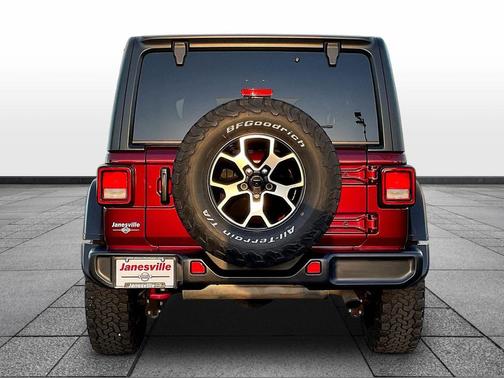 Snazzberry Pearlcoat 2021 Jeep Wrangler Rubicon