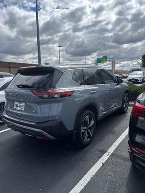 Boulder Gray Pearl 2022 Nissan Rogue SL