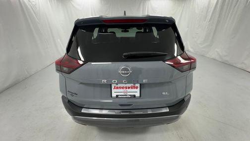 Boulder Gray Pearl 2022 Nissan Rogue SL