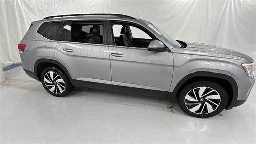 2024 Volkswagen Atlas 2.0T SE w/Technology 4MOTION