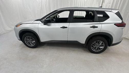 Brilliant Silver Metallic 2024 Nissan Rogue S