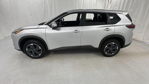 Brilliant Silver Metallic 2025 Nissan Rogue SV