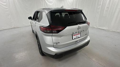 Brilliant Silver Metallic 2025 Nissan Rogue SV