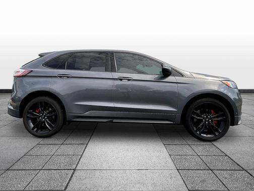 Carbonized Gray Metallic 2021 Ford Edge ST