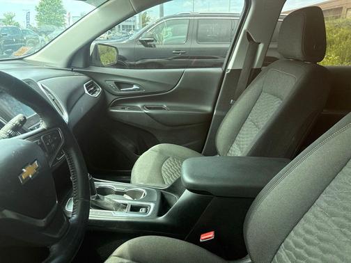 Iridescent Pearl Tricoat 2018 Chevrolet Equinox LT
