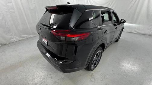 Super Black 2025 Nissan Rogue SV