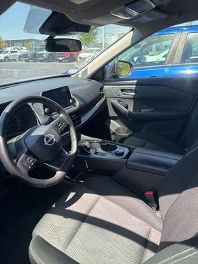 Super Black 2025 Nissan Rogue SV