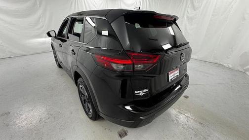 Super Black 2025 Nissan Rogue SV