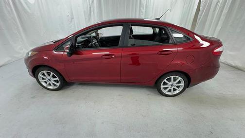 RUBY RED METALLIC TINTED CC 2017 Ford Fiesta SE