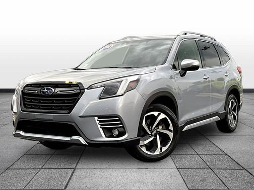 Ice Silver Metallic 2023 Subaru Forester Touring