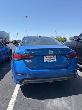 Electric Blue/Super Black 2021 Nissan Sentra SR