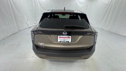 Canyon Bronze Metallic 2025 Nissan Kicks SV