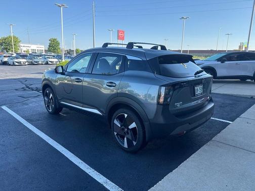 Gun Metallic 2026 Nissan Kicks SR