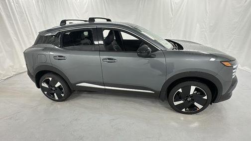 Gun Metallic 2026 Nissan Kicks SR