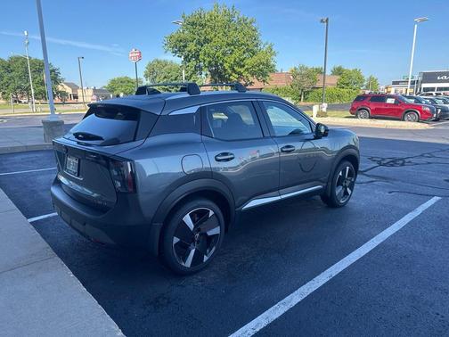 Gun Metallic 2026 Nissan Kicks SR