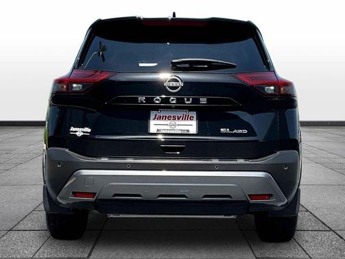 Super Black 2023 Nissan Rogue SL